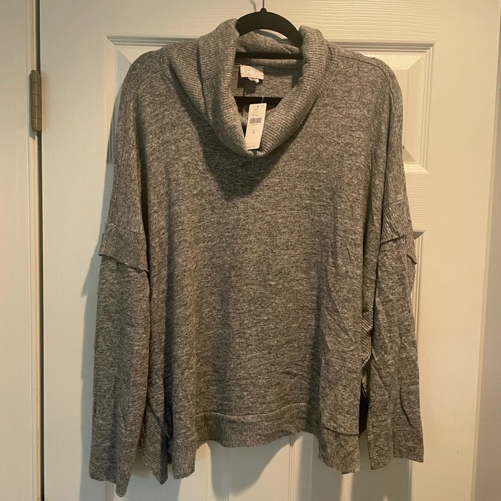 Anthropologie grey side ruffle sweater - Picture 3 of 5